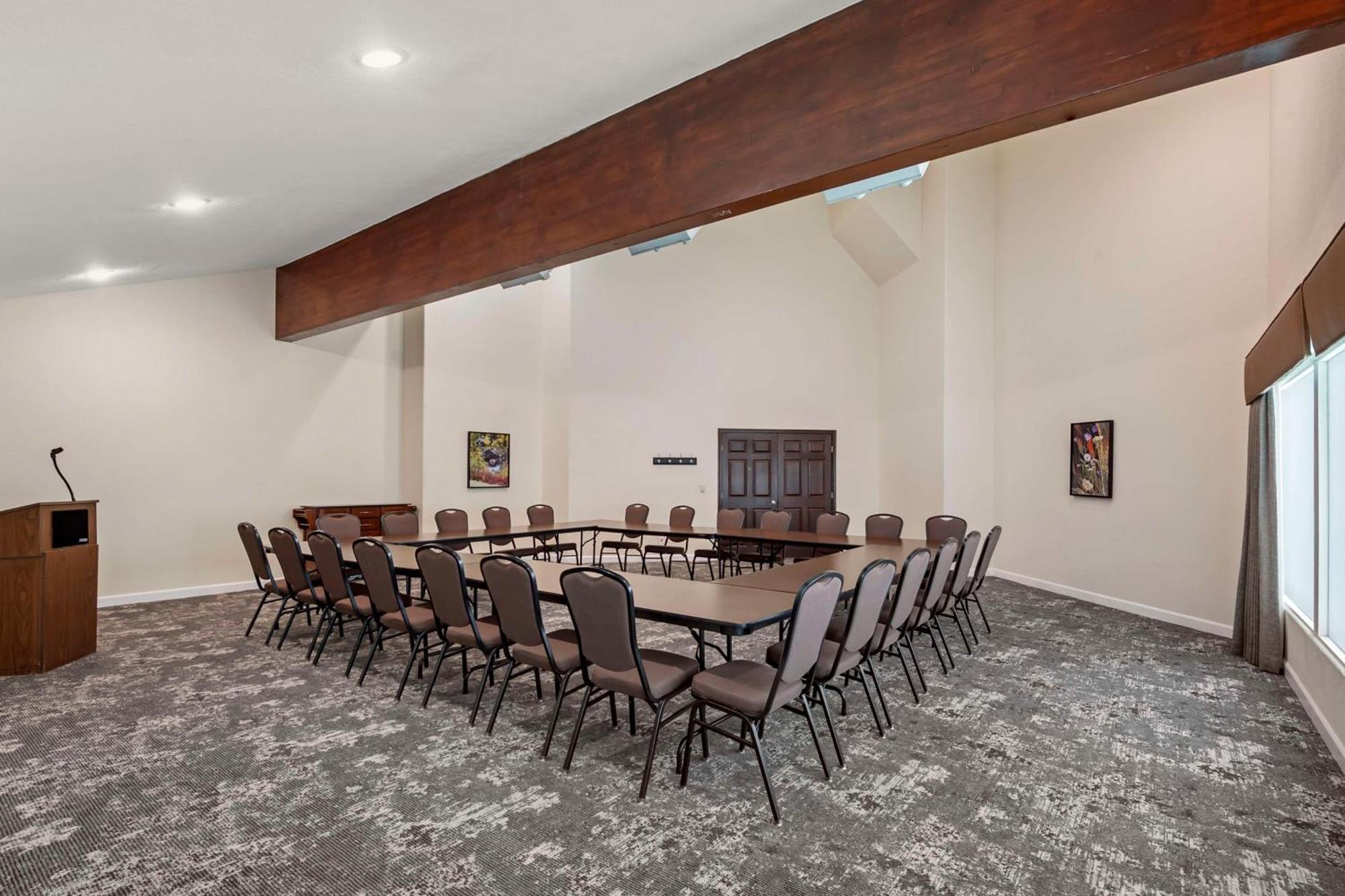 Best Western Plus Eagle Vail Airport Ngoại thất bức ảnh