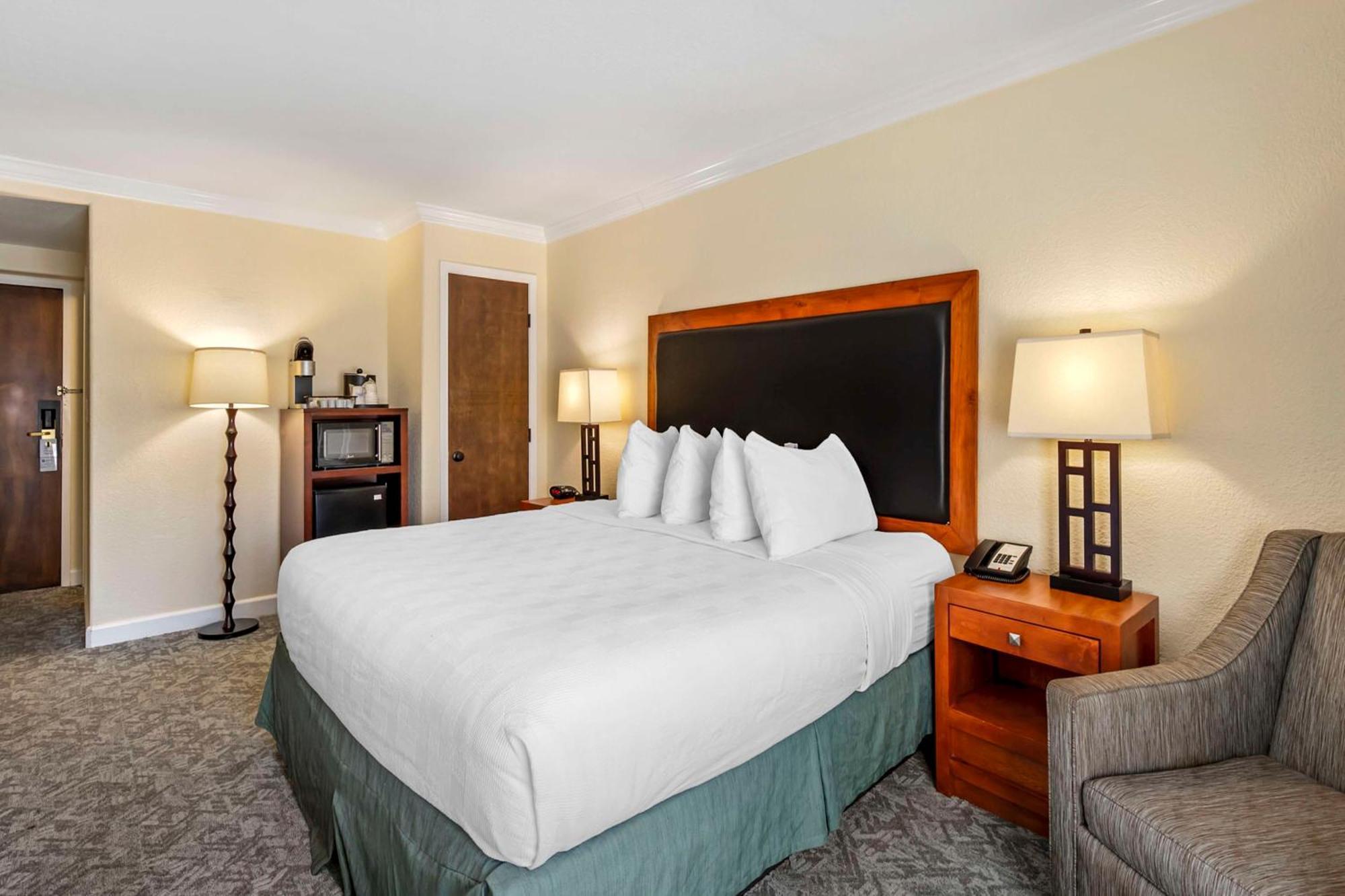 Best Western Plus Eagle Vail Airport Ngoại thất bức ảnh