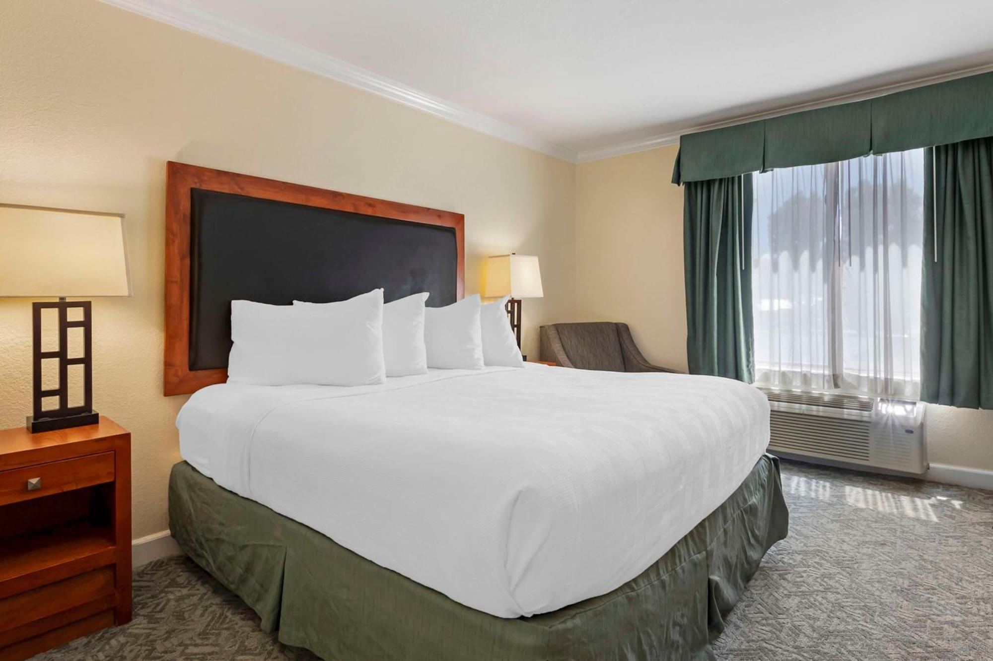 Best Western Plus Eagle Vail Airport Ngoại thất bức ảnh